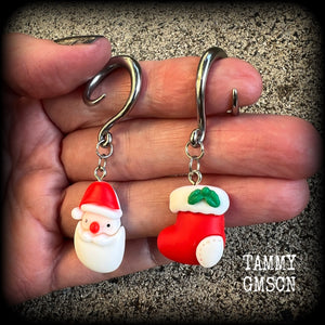 Santa Claus earrings Santa stocking earrings Christmas earrings Christmas Stocking Secret santa Stocking stuffers Christmas jewelry Yule jewelry Yuletide 6 gauge ear weights Stretched lobes 4mm 6mm 8mm 10mm 12mm 14mm 16mm 19mm 22mm 25mm 28mm 30mm