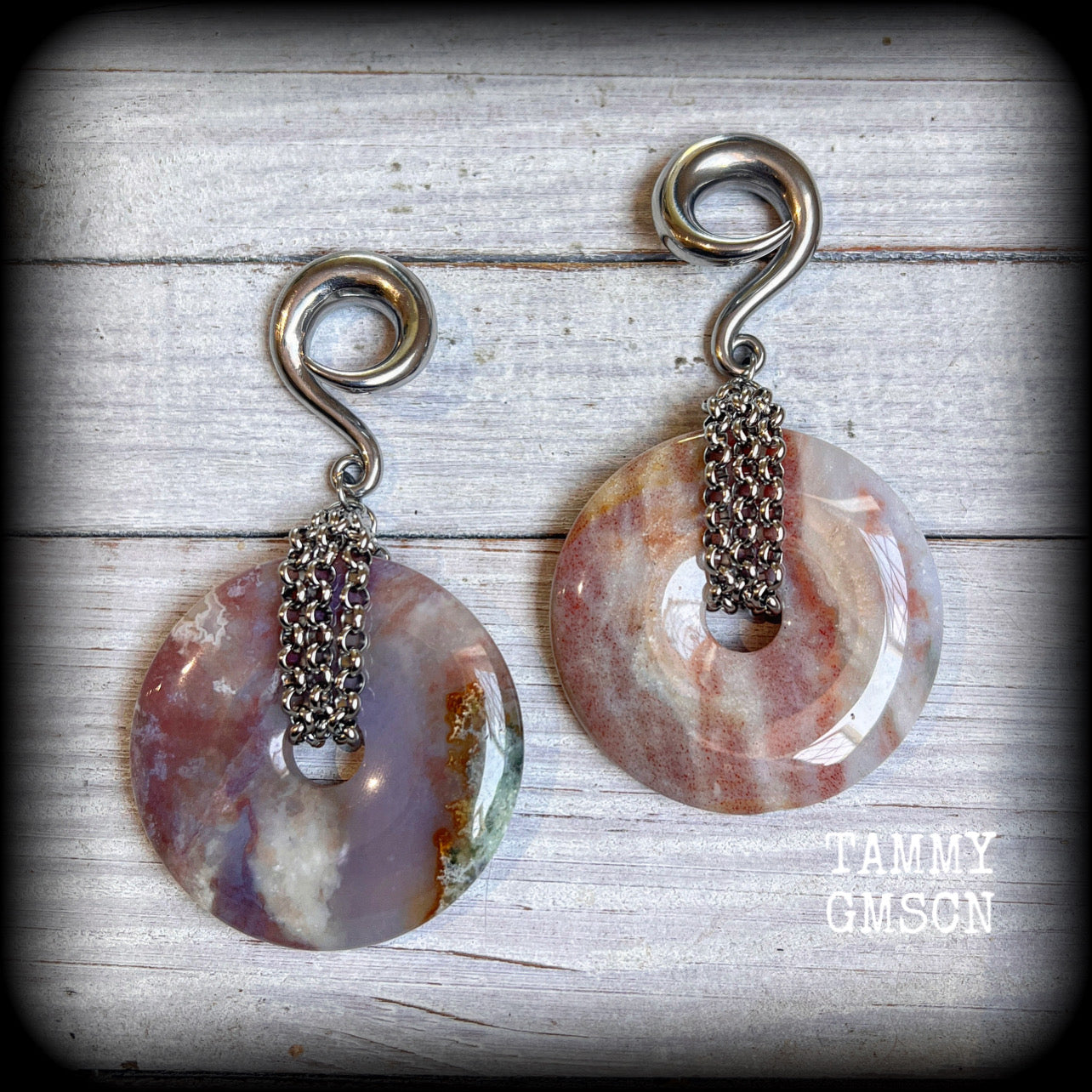 Indian agate ear weights-Hanging gauges