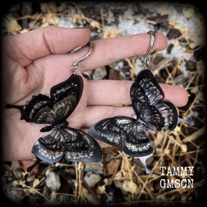 These gorgeous gauged glittery earrings feature beautiful big swallowtail butterflies, super lightweight at just 5 grams a piece, measuring 11cms from tip to tip.

This pair have been made on 6 gauge (4mm) surgical steel full curls, to be worn through stretched lobes.