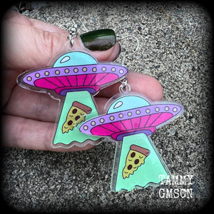 UFO earrings-Pizza abduction earrings