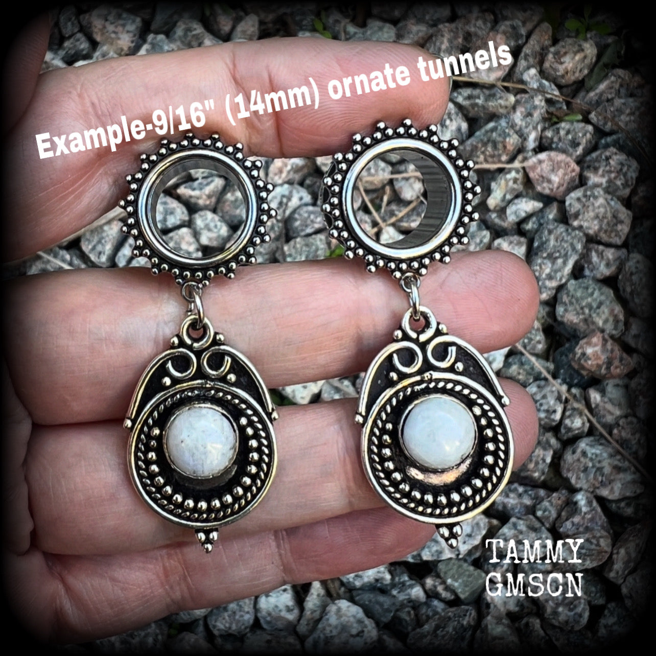 These earrings feature beautiful polished rainbow moonstone gemstones in a gypsy boho antique silver setting, are light weight weighing approx 11 grams each and measuring just on 5.5cms from tip to tip.  This pair has been made with 9/16” gauge (14mm) gauge ornate surgical steel screw fit tunnels, for stretched lobes.
