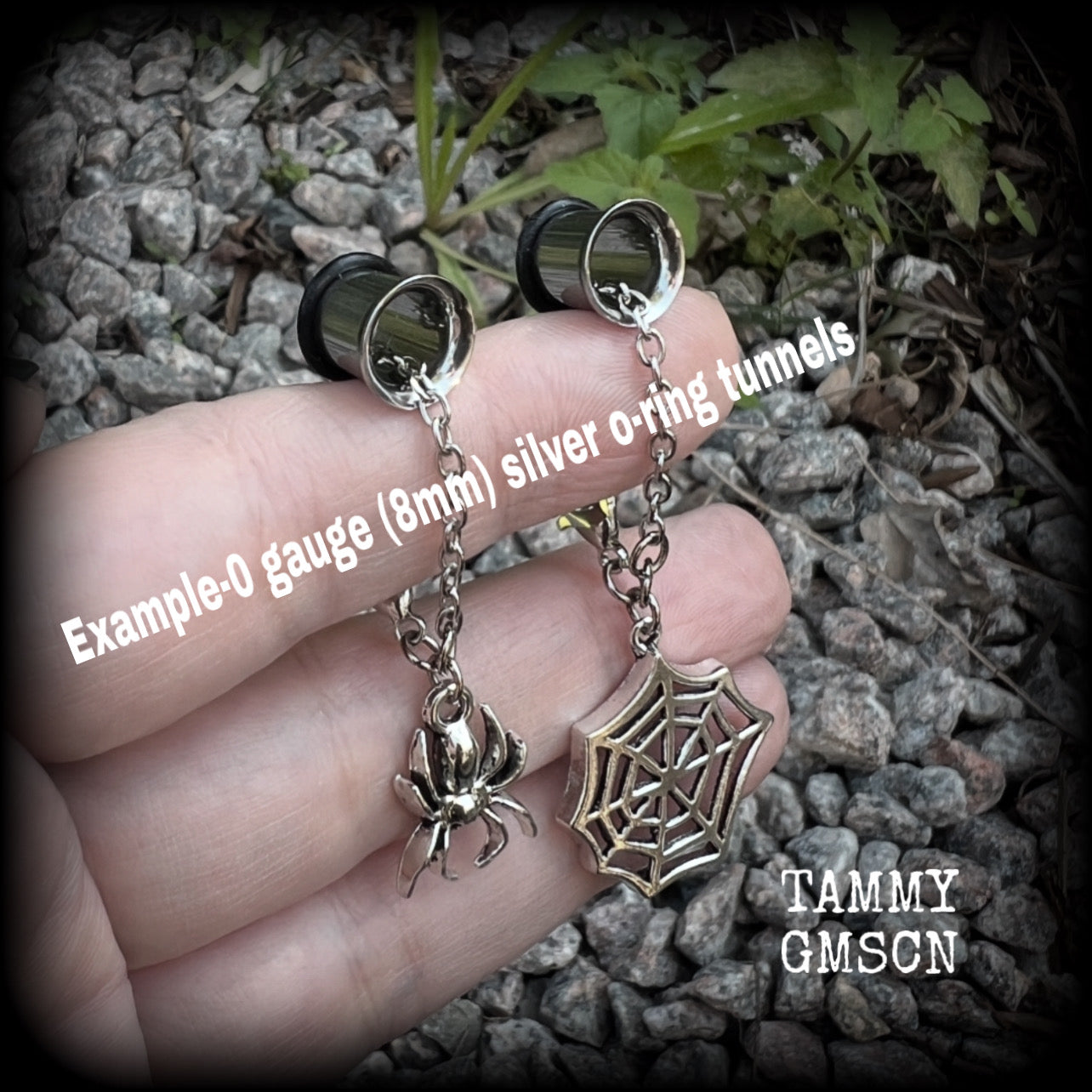 These super cute antique silver and cob web tunnel dangles are nice and lightweight and nice and dangly, weighing only a gram or two each, and measuring just under 7cms from tip to tip.

💥This listing includes one pair of surgical steel single flared O-ring earlets