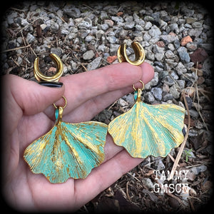 Ginkgo leaf earrings Ginkgo leaf ear weights Ear hangers Ear gauges Stretched ears Stretched lobes Gauged earrings Gauged ears Mossgoth Whimsigoth Cottagecore Forestpunk Goblincore Witchyvibes 4mm 6mm 8mm 10mm 12mm 14mm 16mm 19mm 22mm 25mm 28mm 30mm