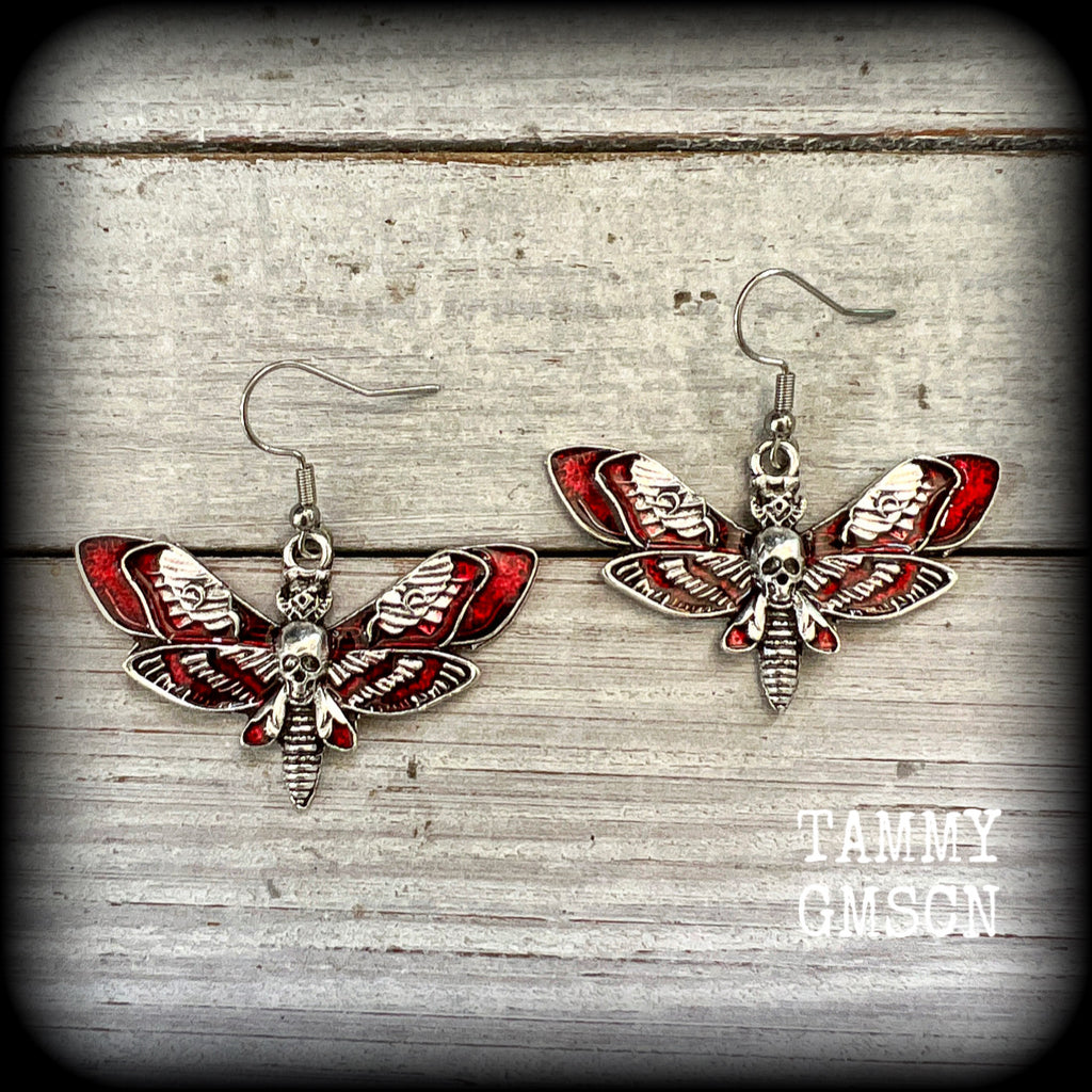 Deaths head moth earrings Deathshead moth earrings Hawk moth earrings Insect earrings Bugs earrings Bug earrings Entomology jewelry Taxidermy jewelry Gothic moth jewellery Occult earrings Goth aesthetic Gothic fashion Goblincore Pierced ears Gauges