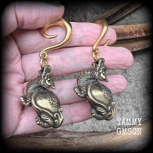 Dragon Turtle ear weights Brass ear weights 2 gauge ear weights Ear hangers Gauges 6g 2g 0g 00g 1/2" 9/16" 5/8" 3/4" 7/8" 1" 1.10" 1.18" Stretched ears Stretched lobes Gauged earrings Gauged ears Mythological beasts Chinese mythology Foo dogs
