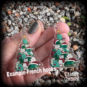 Christmas earrings Cat earrings Gothic Christmas earrings Black Friday Crazy cat lady  earrings Stocking stuffers Spooky cute Pastel goth Acrylic earrings Festive season Yuletide Summer solstice Stockings Secret santa Pierced ears Gifts for goths