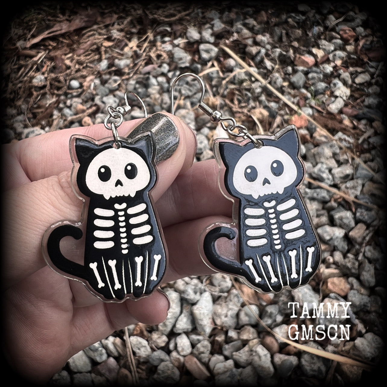 Skeleton cat earrings Supernatural kitty earrings Crazy cat lady earrings cat jewellery Halloween earrings Gauged earrings Pierced ears Ear gauges Los Muertos earrings Day of the Dead earrings Samhain earrings Samhain jewelry Witches cat Spectre