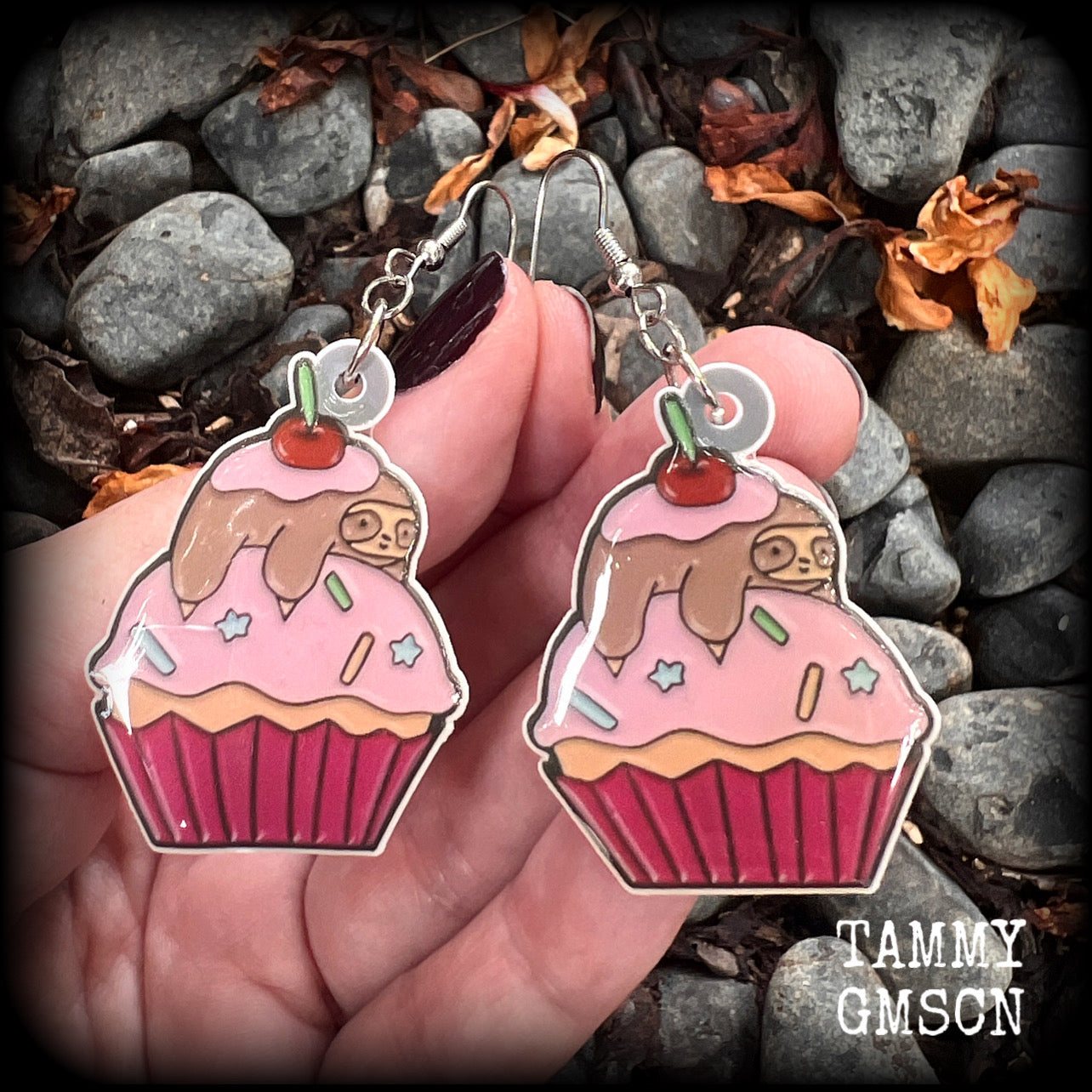 Sloth earrings Cupcake earrings Animal earrings Sloth jewelry Muffin earrings Animal jewelry Cake earrings Pet earrings Cute earrings Quirky earrings Unique earrings Gifts for girls Gifts for her Stocking stuffers Christmas gifts Secret Santa