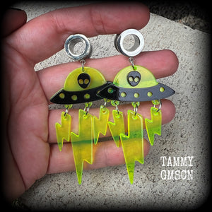 UFO tunnel earrings