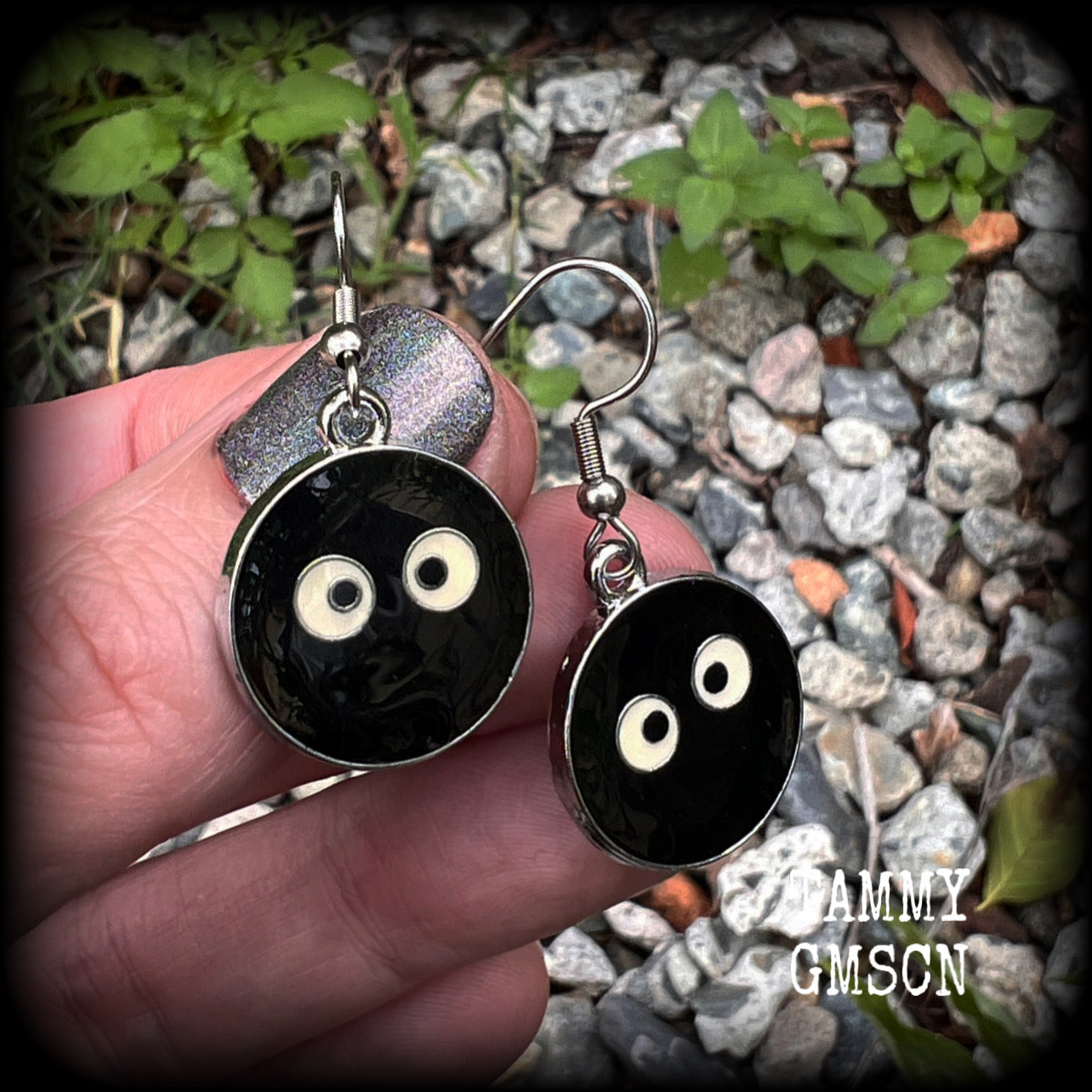 My Neighbor Totoro earrings Studio Ghibli earrings Susuwatari Makkuro Kurosuke Wandering soot Soot sprite earrings Soot sprite toys Japanese earrings Kewpie Japanese jewelry Unique earrings Rare earrings Stocking stuffers Gifts for girls Gifts for her Kawaii earrings Kawaii jewelry Pierced ears Stretched ears