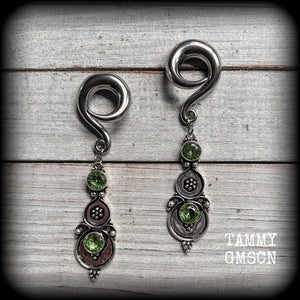 Peridot earrings Peridot gauged earrings 0 gauge ear weights Gemstone ear weights Gemstone tunnel earrings Tunnel dangles Gemstone plugs Gauged ears Body jewelry Stretched lobes Stretched ears 4mm 6mm 8mm 10mm 12mm 14mm 16mm 19mm 22mm 25mm 28mm 30mm