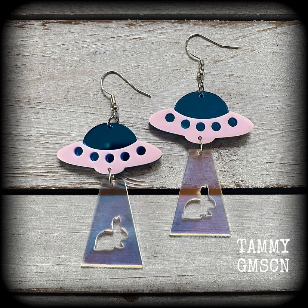 UFO earrings-Rabbit abduction earrings