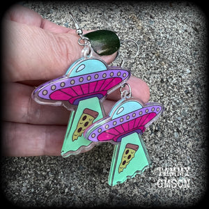 UFO earrings-Pizza abduction earrings