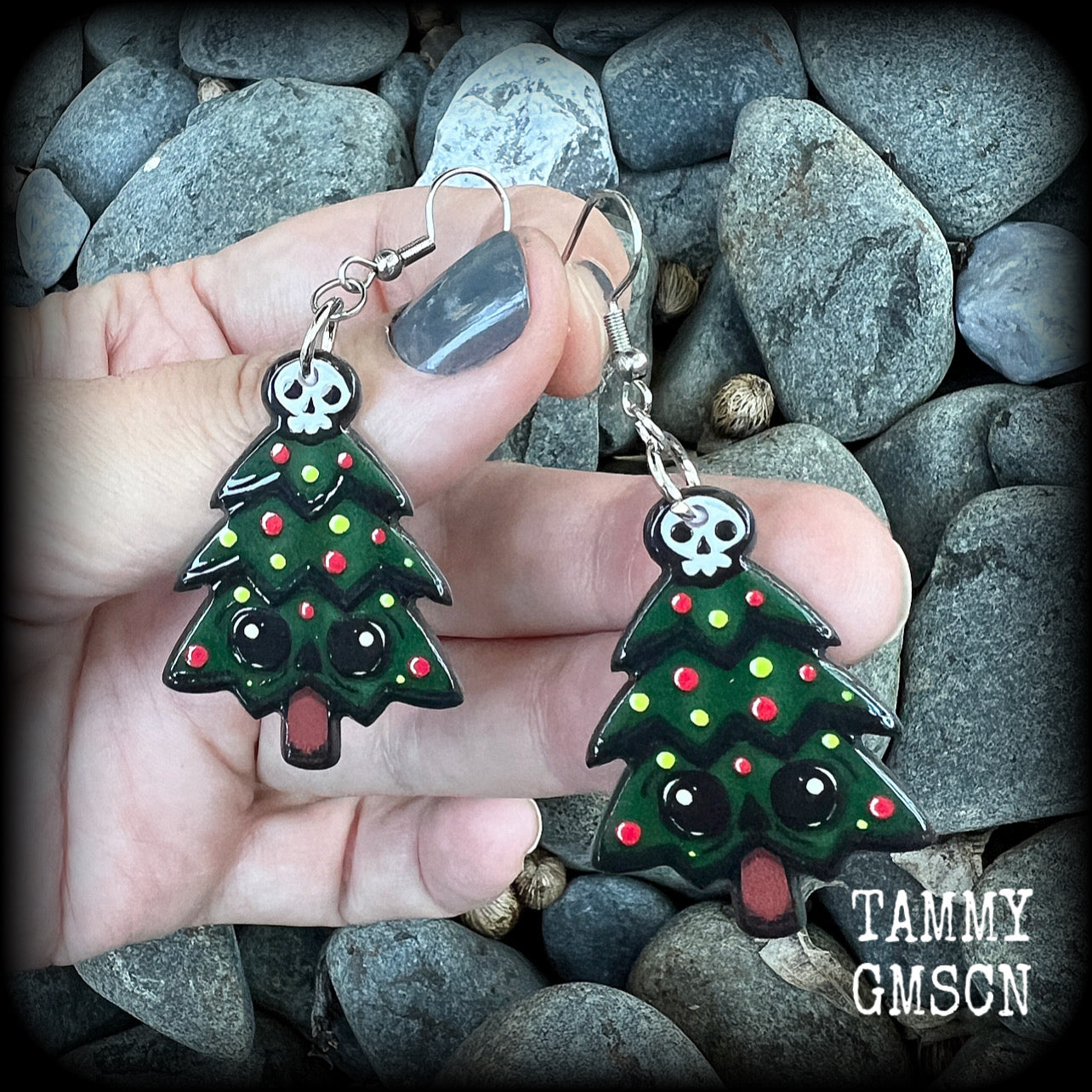 Christmas earrings Skull earrings Gothic Christmas earrings Black Friday Krampus earrings Stocking stuffers Spooky cute Pastel goth Acrylic earrings Festive season Yule Summer solstice jewelry Yuletide earrings Pierced ears Clip ons Gifts for goths