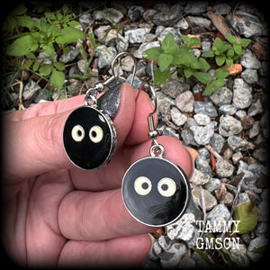 My Neighbor Totoro earrings Studio Ghibli earrings Susuwatari Makkuro Kurosuke Wandering soot Soot sprite earrings Soot sprite toys Japanese earrings Kewpie Japanese jewelry Unique earrings Rare earrings Stocking stuffers Gifts for girls Gifts for her Kawaii earrings Kawaii jewelry Pierced ears Stretched ears