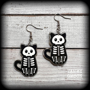 Skeleton cat earrings Supernatural kitty earrings Crazy cat lady earrings cat jewellery Halloween earrings Gauged earrings Pierced ears Ear gauges Los Muertos earrings Day of the Dead earrings Samhain earrings Samhain jewelry Witches cat Spectre