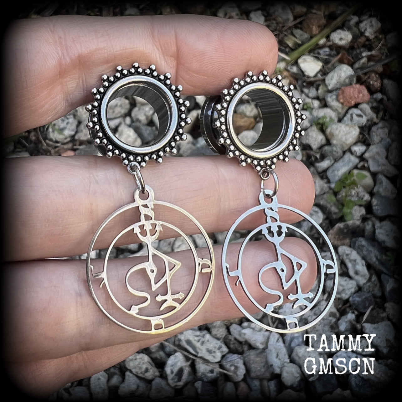 King of Demons Sigil of Samael Sigil of Samael tunnel earrings Sigil jewelry Sigil jewellery Demons Demonology earrings Sigil earrings Occult earrings Occult jewelry Lesser magick Greater magick Crowley Aquino LaVey Esoteric earrings Church of Satan Key of Solomon Gauged ears Stretched ears Ear gauges