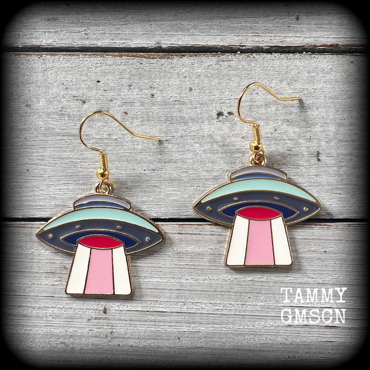 UFO earrings-Flying saucer earrings