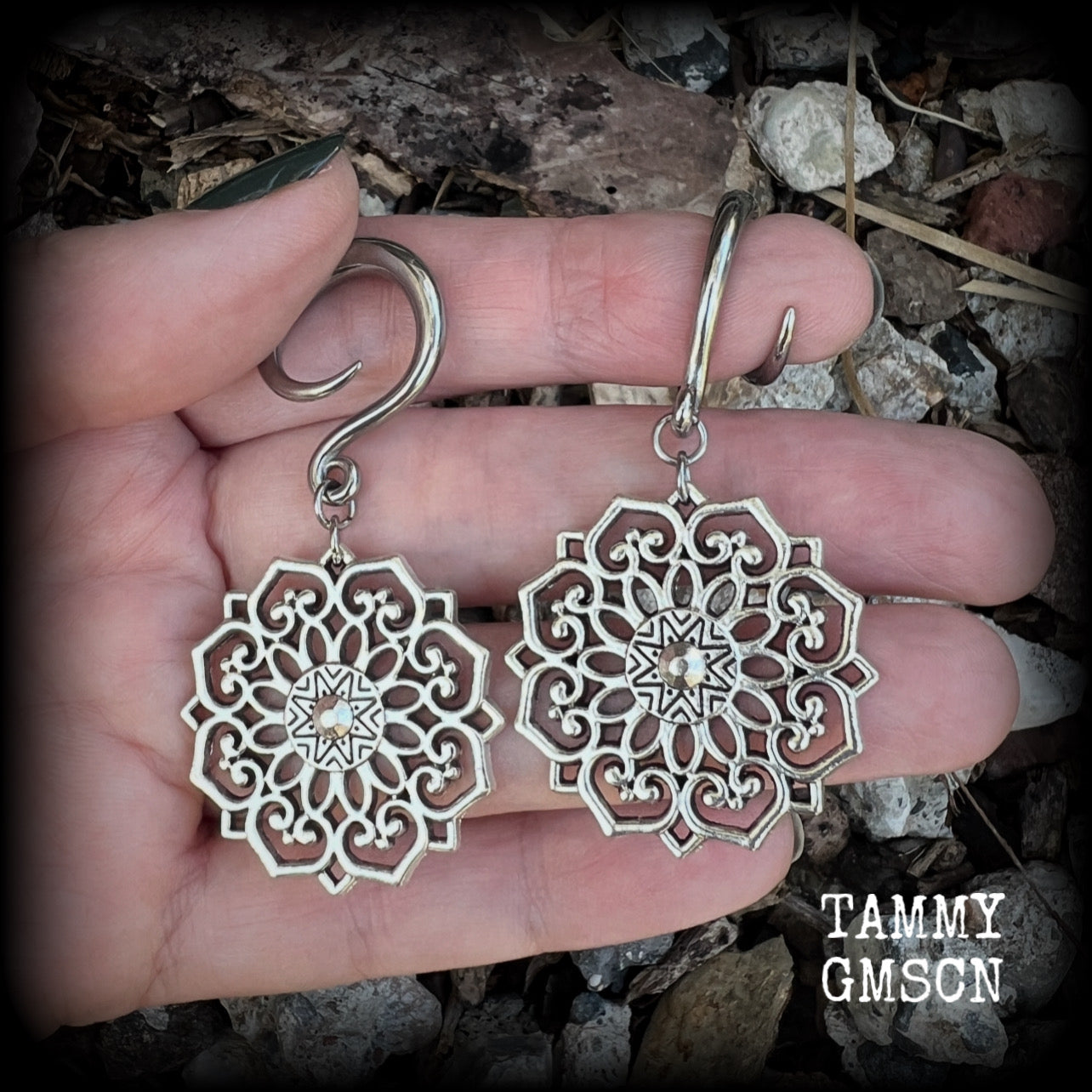 These beautiful antique silver mandala gauged earrings are nice and light weight, weighing approx 6 grams a piece, measuring approx 6cms from tip to tip.

This pair have been made on 6 gauge (4mm) surgical steel full curl hooks, suitable for stretched lobes.