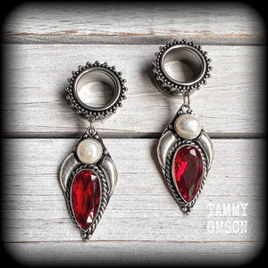 These earrings have gorgeous freshwater pearls and red garnet gemstones in a boho antique silver setting, weighing approx 13 grams each and measuring approx 7cms from tip to tip, made with 5/8" (16mm) gauge ornate surgical steel screw fit tunnels.