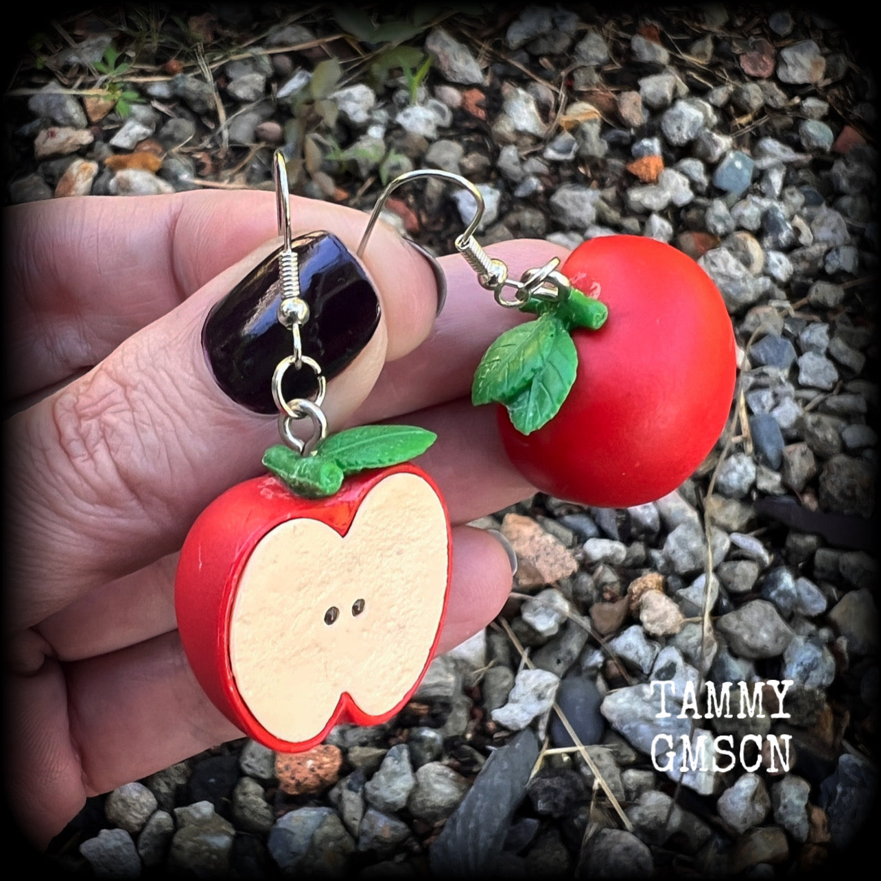 Apple earrings-Retro fruit earrings