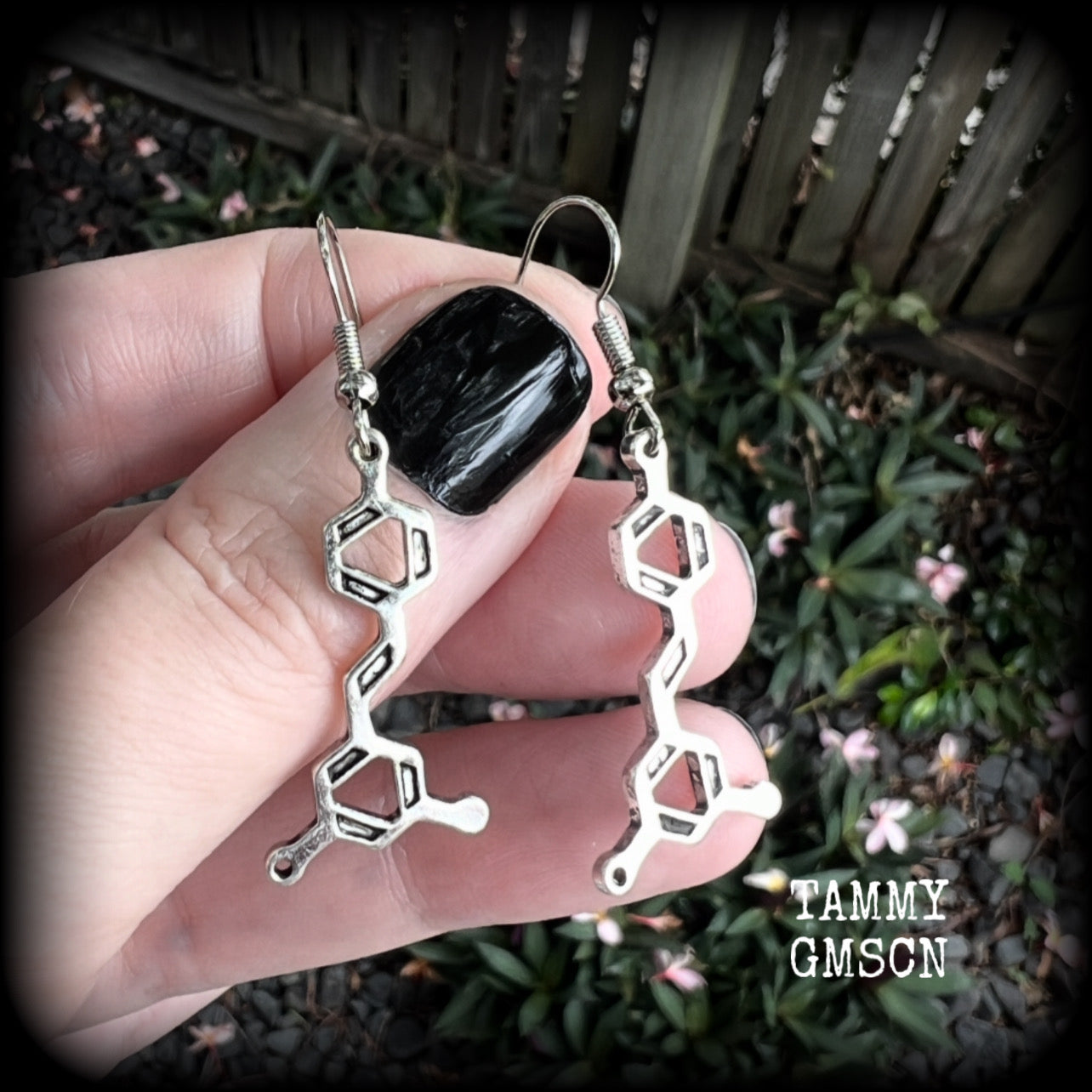 These awesome earrings feature red wine molecules, measuring just under 5cms from tip to tip, and are nice and lightweight, weighing only a few grams each.

This pair have been made with stainless steel french hooks, suitable for pierced ears.