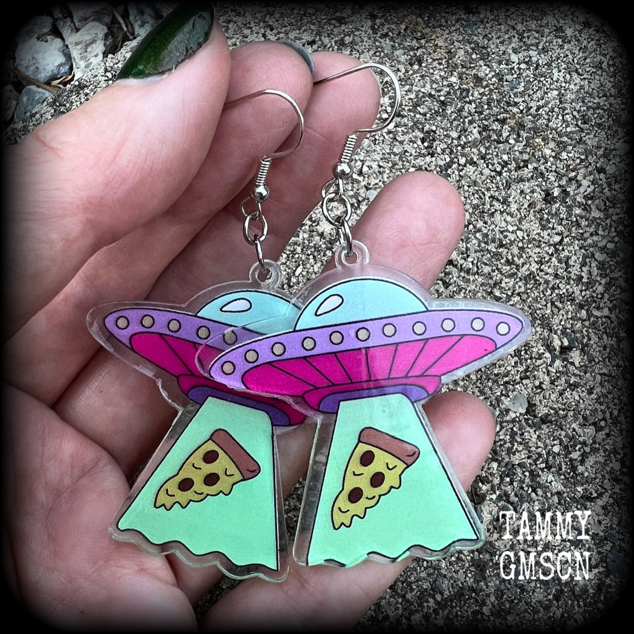 UFO earrings-Pizza abduction earrings