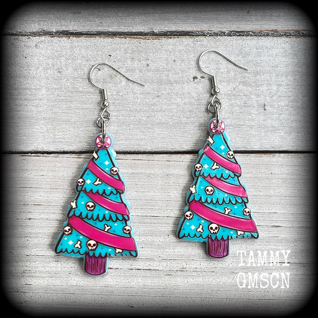 Christmas tree earrings-Creepmas-Yule earrings