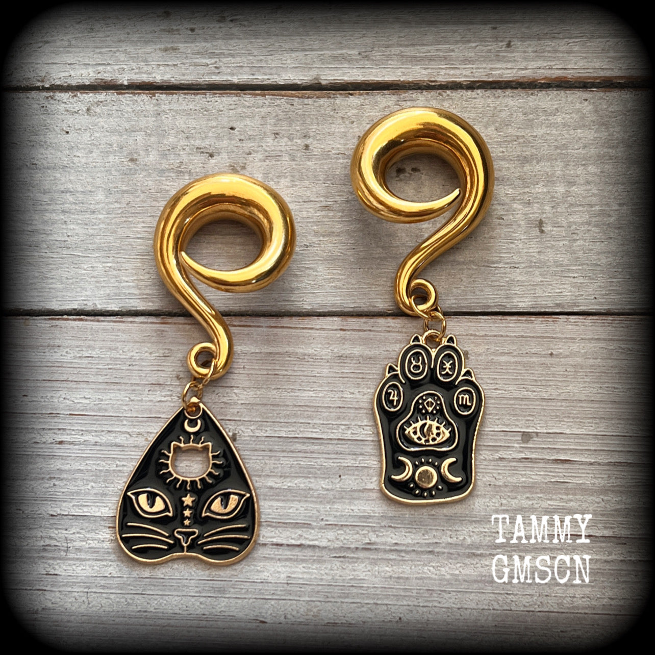 Cat earrings