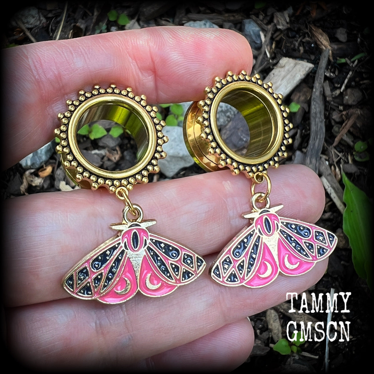 Butterfly tunnel earrings 