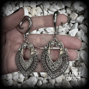 These beautiful ornate gauged earrings are inspired by Aphrodite, the Greek Goddess of love and beauty, weighing approx 14 grams a piece and measuring just over 8cms from tip to tip.

This pair have been made with 2 gauge (6mm) surgical steel full curl hooks, to be worn in stretched lobes.