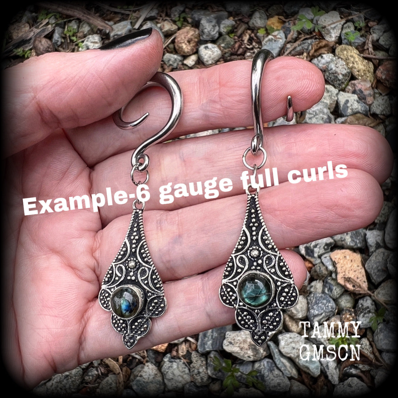 6 gauge gemstone ear weights Labradorite eartrings Labradorite ear hangers Gemstone body jewellery Boho body jewelry Gauged earrings Stretched ears Stretched lobes 4mm earrings
