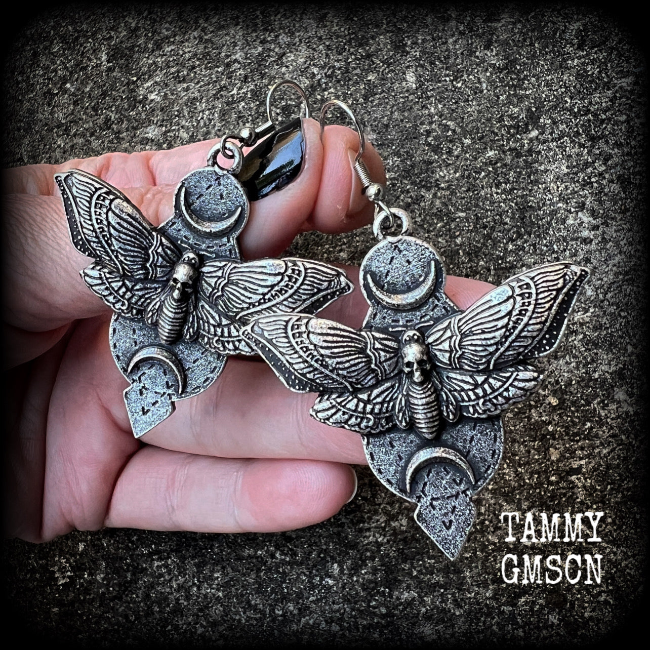 These gorgeous pewter earrings feature a large deaths head moth sitting between two crescent moons, nice and dangly, measuring just under 7cms, and weighing approx 20 grams each.