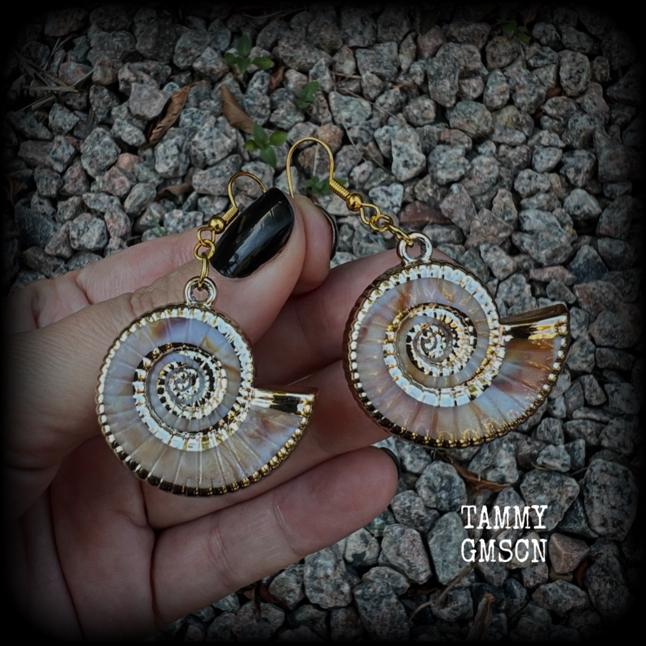 Nautilus shell earrings-Acrylic shell earrings