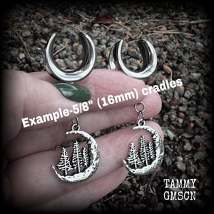 Forest punk fir tree tunnel earrings-Mossgoth crescent moon ear gauges