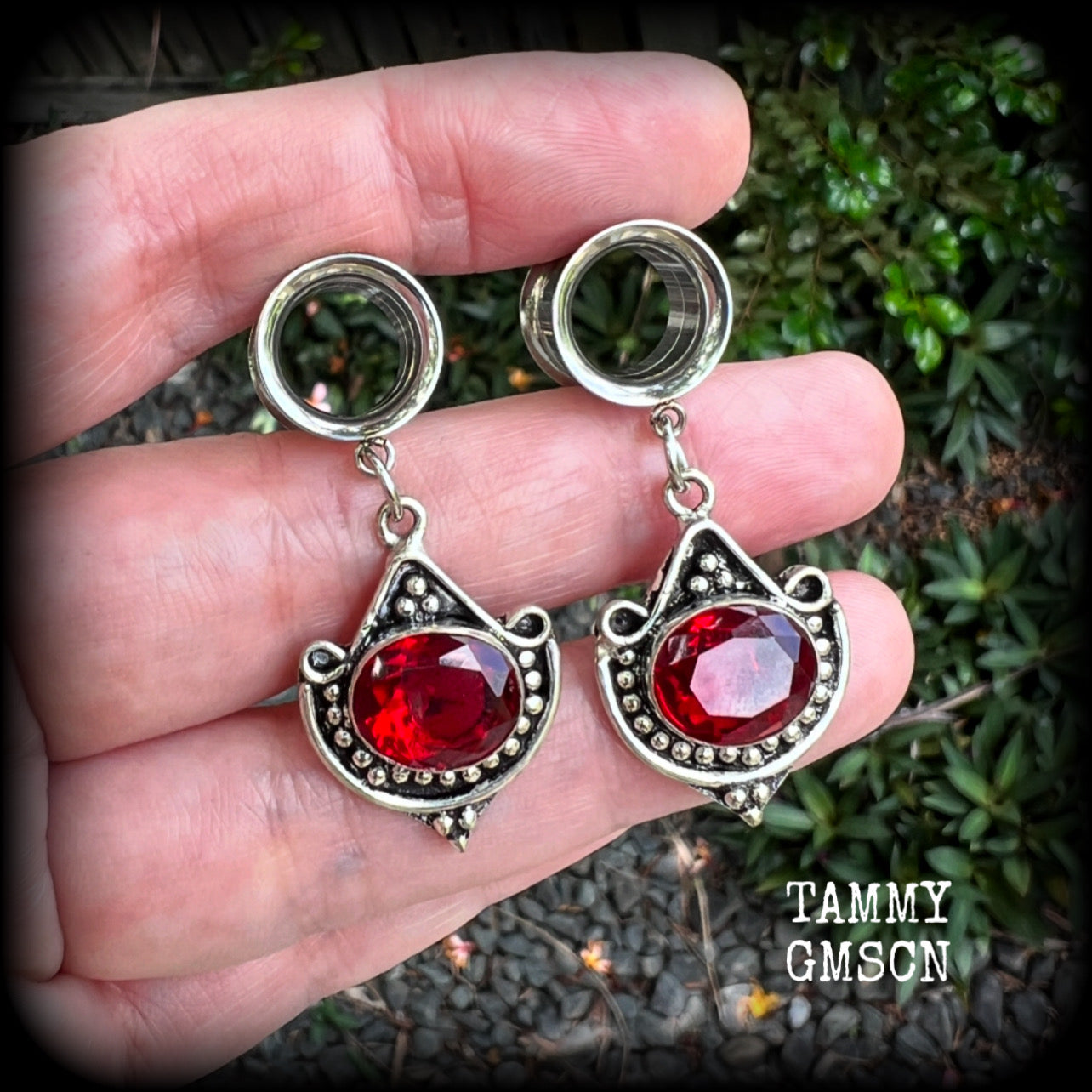 These beautiful earrings have been made with gorgeous deep red garnet gemstones in a beautiful boho antique silver setting, are nice and light weight, weighing approx 6 grams each and measuring 4.5 from tip to tip.

These gorgeous tunnel dangles have been made with 1/2" (12mm) gauge surgical steel screw fit earlets.