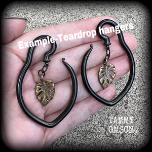 Teardrop ear hangers