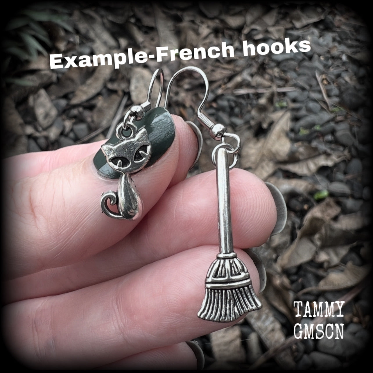 These cute earrings feature antique silver cats and witches brooms! These earrings are nice and light weight at only a few grams each, and nice and dangly, measuring 3- 5cms from tip to tip.
This pair has been made on stainless steel french hooks, suitable for pierced ears.