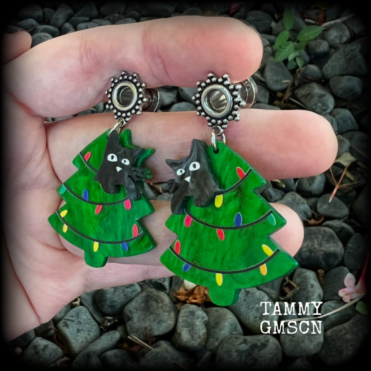 Black cat tunnel earrings-Christmas tree earrings