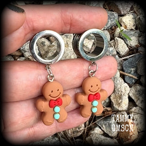 Christmas tunnel earrings Gingerbread man tunnels Secret santa Stocking stuffers Christmas ear gauges Gingerbread man gauges Gauged earrings Stretched lobes Gauged ears Ear hangers Christmas gifts Christmas plugs Xmas 4mm 6mm 8mm 10mm 12mm 14mm 16mm 19mm 22mm 25mm 28mm 30mm