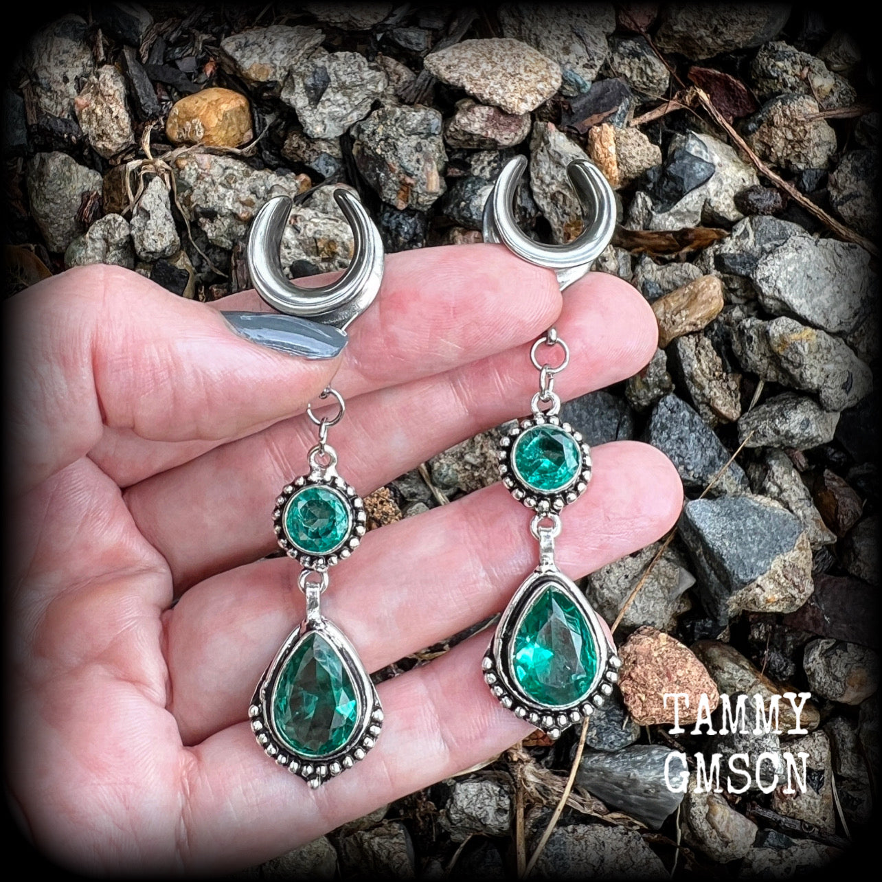 Gemstone gauged earrings 