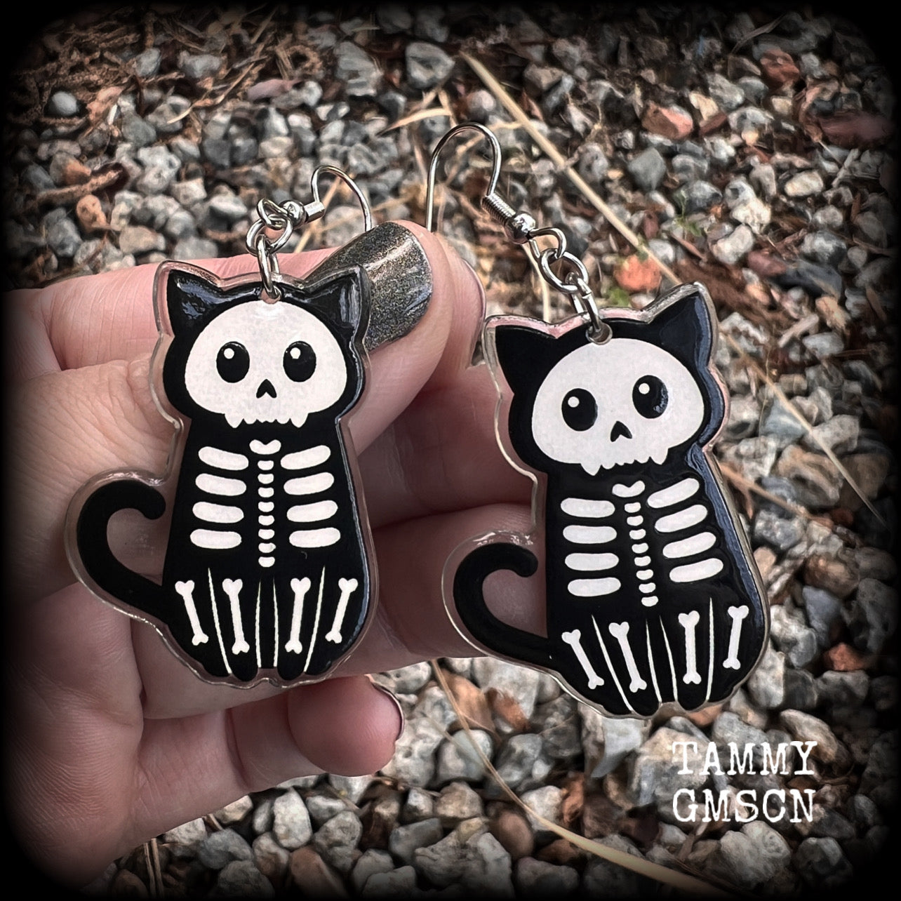 Skeleton cat earrings Supernatural kitty earrings Crazy cat lady earrings cat jewellery Halloween earrings Gauged earrings Pierced ears Ear gauges Los Muertos earrings Day of the Dead earrings Samhain earrings Samhain jewelry Witches cat Spectre