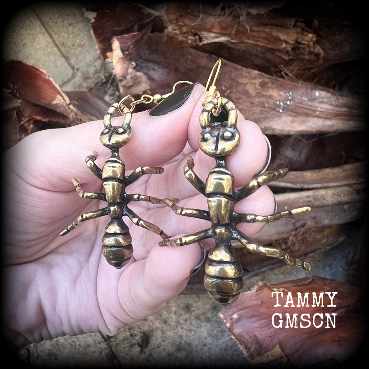 Ant earrings Brass ant earrings Forestpunk Forestcore Cottagecore Whimygoth Bugs Insects 