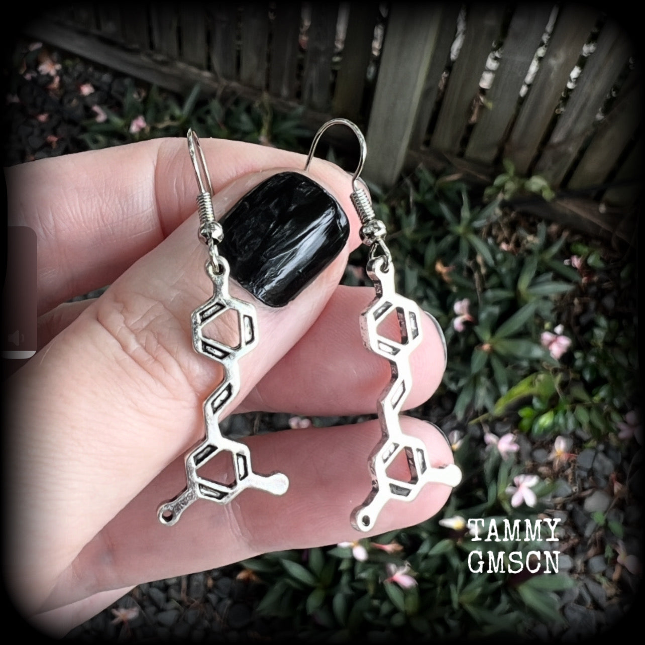 These awesome earrings feature red wine molecules, measuring just under 5cms from tip to tip, and are nice and lightweight, weighing only a few grams each.

This pair have been made with stainless steel french hooks, suitable for pierced ears.