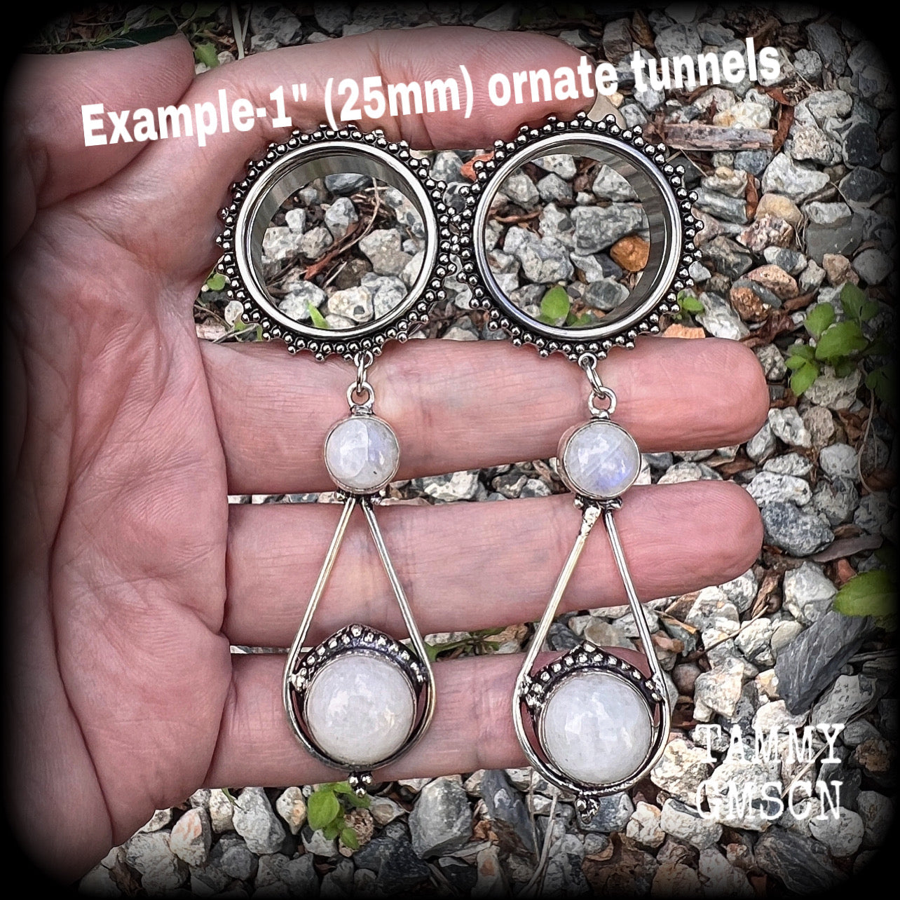 Moonstone ear weights 25mm tunnel earrings Body jewelry Gemstone ear gauges Gothic body jewelry Garnet tunnel dangles Gemstone plugs Gemstone tunnels Stretched libes Gauged earrings Gauged ears 4mm 6mm 8mm 10mm 12mm 14mm 16mm 19mm 22mm 25mm 28mm 30mm