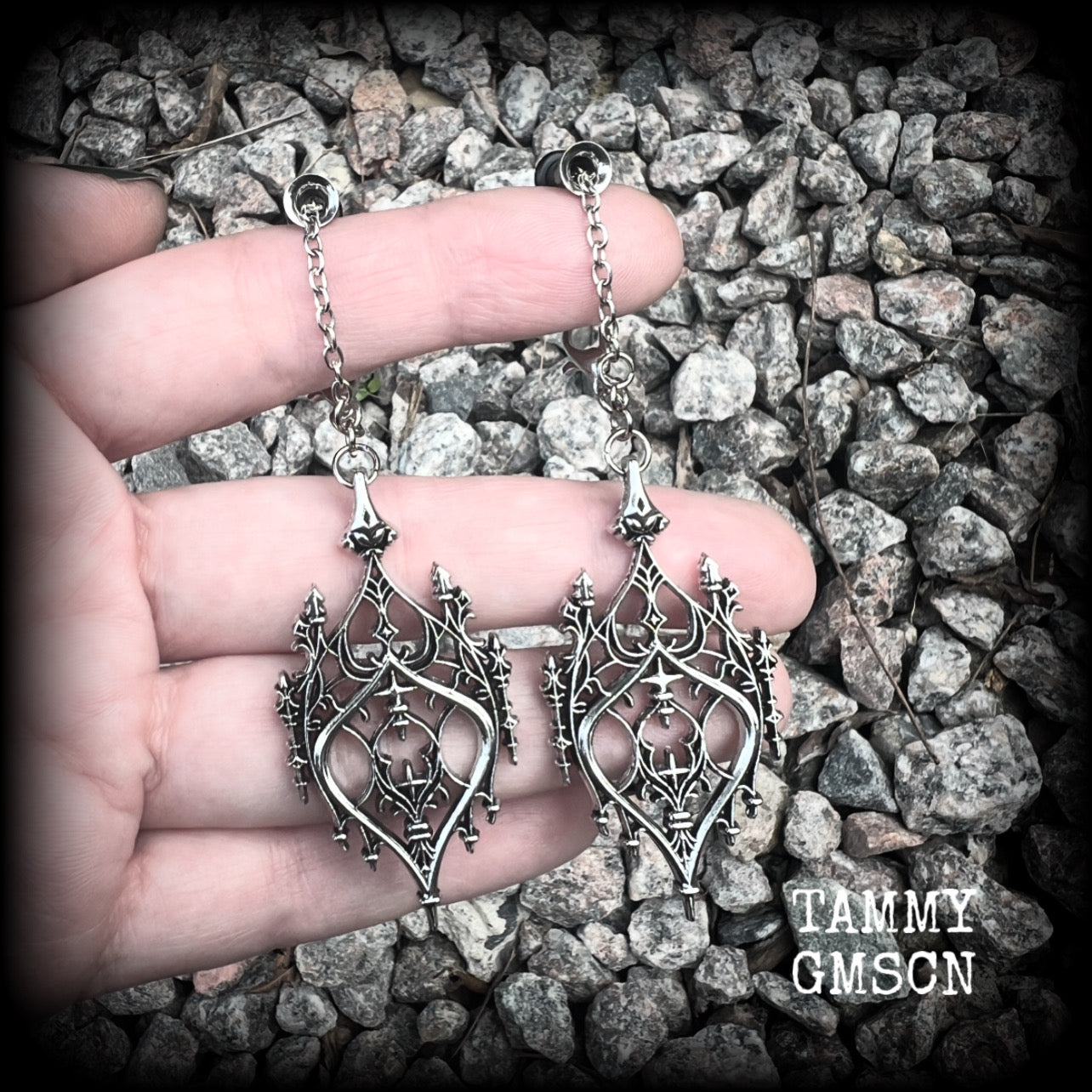 These gorgeous gothic earrings feature a beautiful antique silver ornate gothic cathedral architectural arch, measuring just on 8.5cms from tip to tip, and weighing approx 7 grams each.

 💥This listing includes one pair of surgical steel single flared O-ring earlets