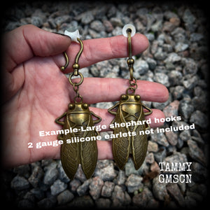 Bronze locust earrings-Ear hangers