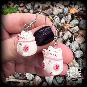 Maneki Neko cat earrings-Japanese cat earrings