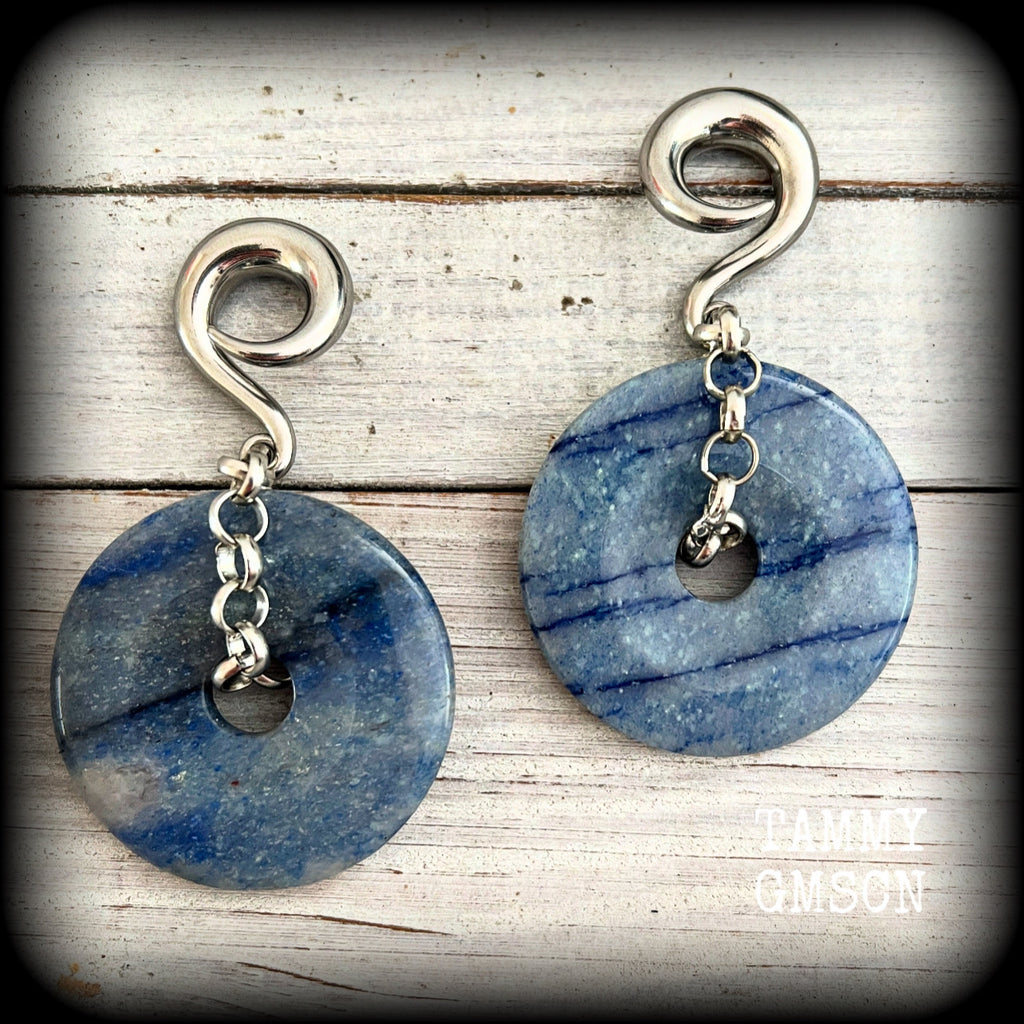 Featuring a pair of unique dusty blue aventurine donut gemstones cradled in chunky antique silver chain, this pair of gauged earrings weighs approx 44 grams a piece and measure just over 9cms from tip to tip.

These have been made on 0 gauge (8mm) surgical steel full curls, to be worn in stretched lobes.