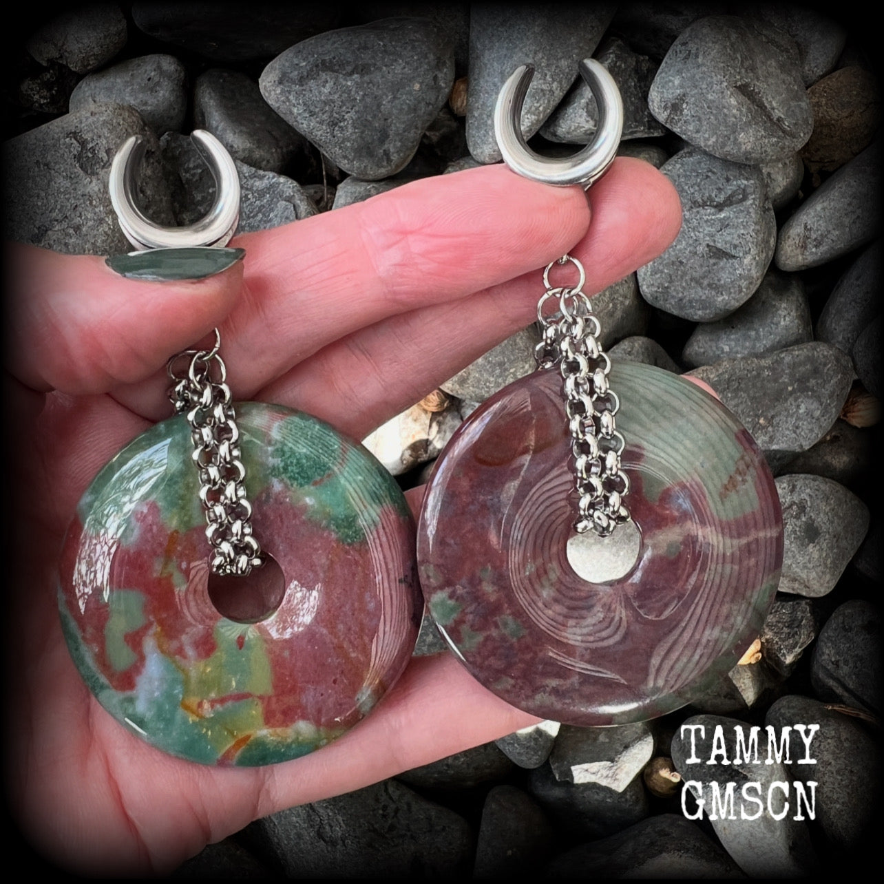 Featuring a pair of unique Indian agate donut stones cradled in stainless steel chain, this pair of gauged earrings weighs approx 30 grams a piece and measure just under 9cms from tip to tip.

These have been made on 9/14" (14mm) gauge surgical steel cradles, to be worn in stretched lobes.